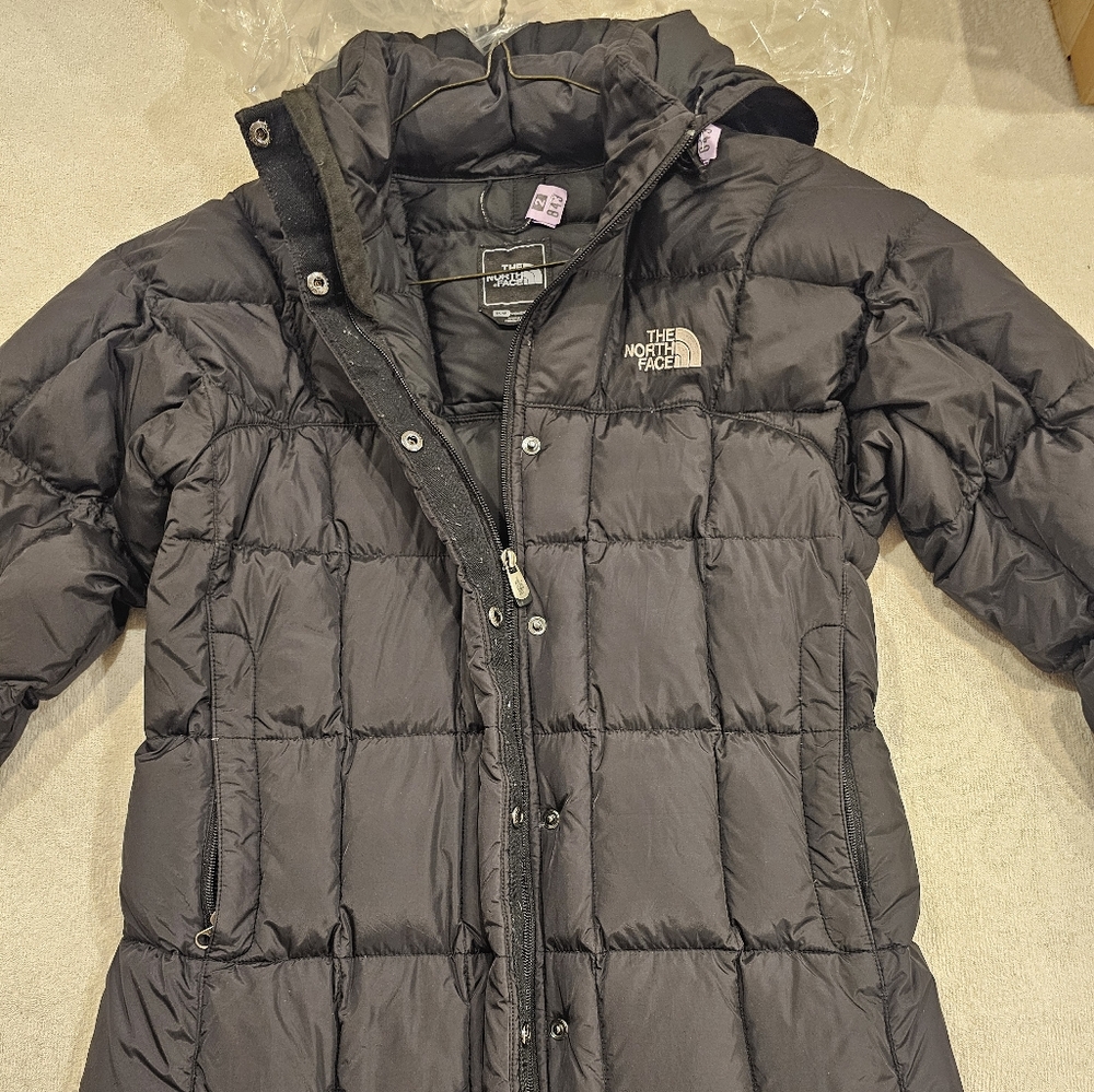 Womens Medium Northface Metropolis Parka